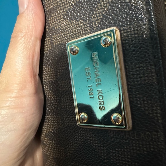 Michael Kors wallet - Picture 3 of 7